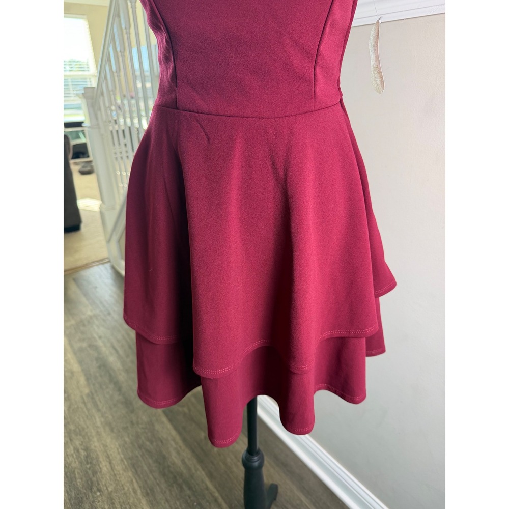 Altar'd State Wine Burgundy Tiered Mini Dress Bow Back Cutout NWT Size Medium - Picture 6 of 10